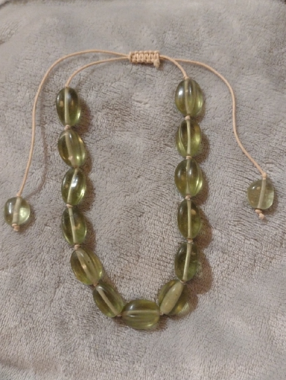 Vintage Adjustable Green Glass Beaded Necklace
